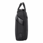 Sac à dos noir sur le côté